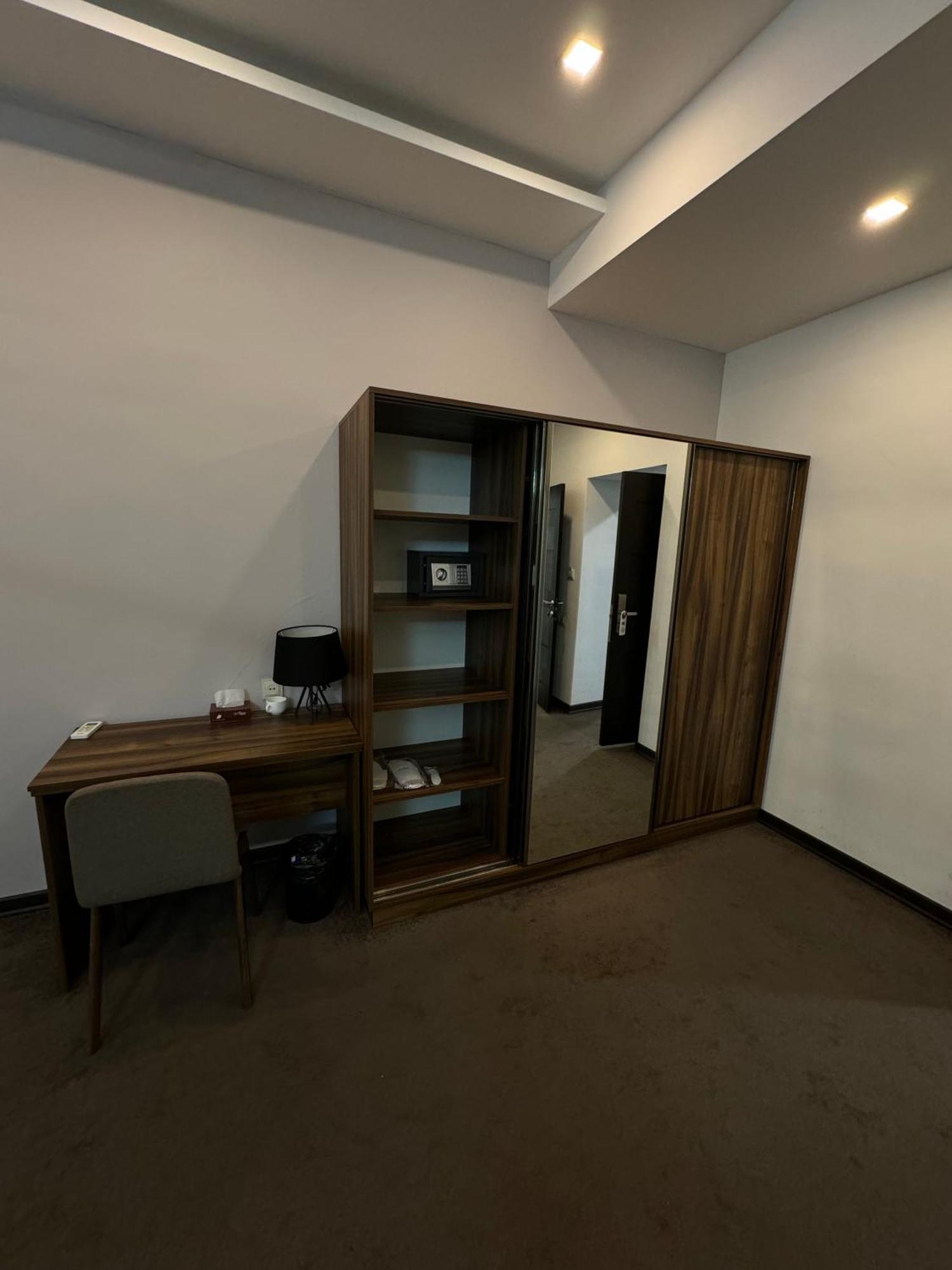 Moscow Boutique Hotel Єреван Екстер'єр фото