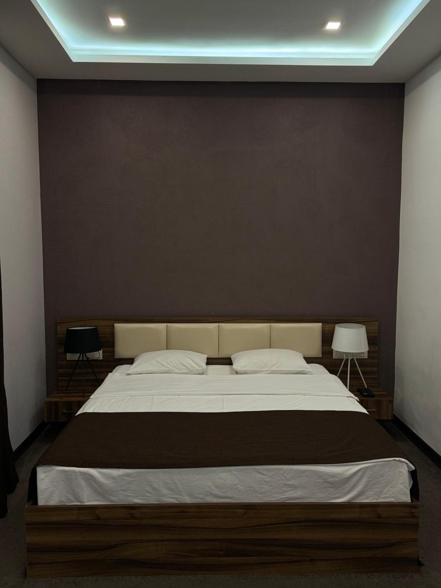 Moscow Boutique Hotel Єреван Екстер'єр фото