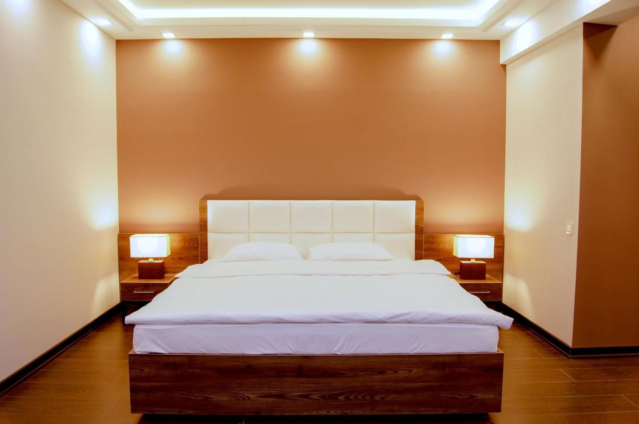 Moscow Boutique Hotel Єреван Екстер'єр фото