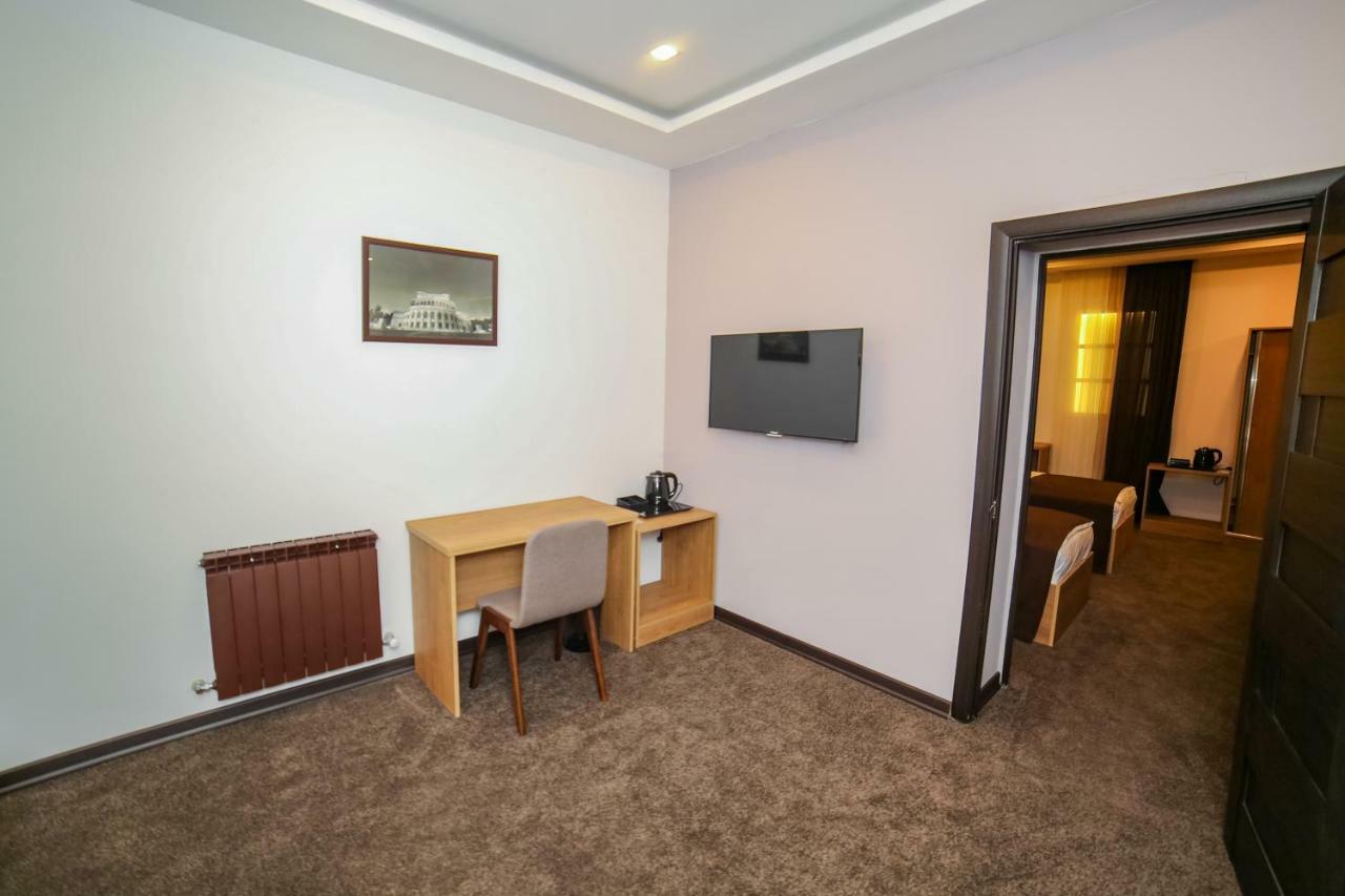 Moscow Boutique Hotel Єреван Екстер'єр фото