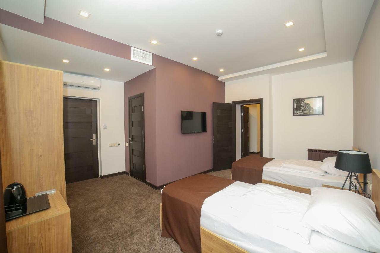Moscow Boutique Hotel Єреван Екстер'єр фото